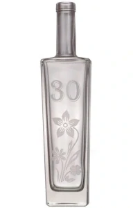 Skleněná láhev 0,5 l na narozeniny 30 výročí bez uzávěru